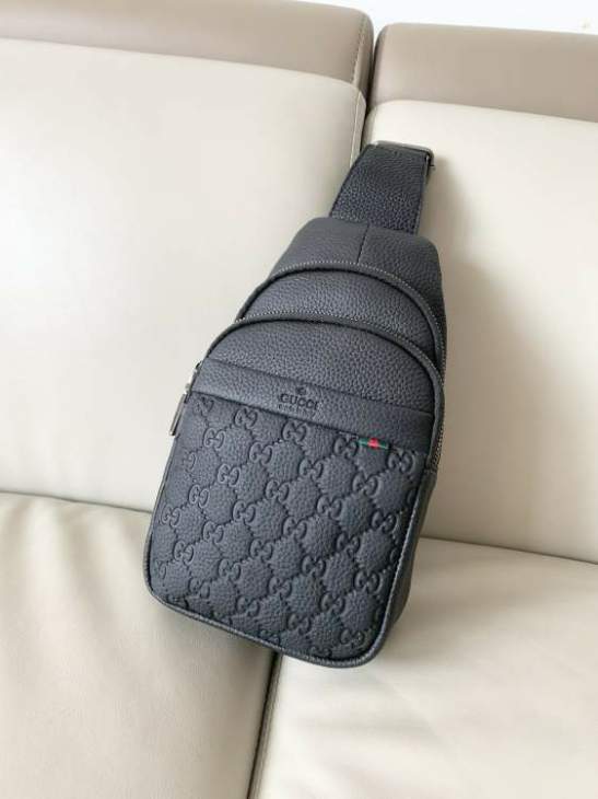 Picture of Gucci Mens Bags _SKUfw193634261fw